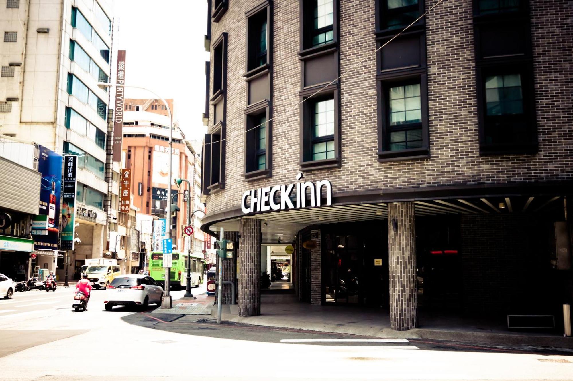 CHECK inn Taichung Ziyou Exterior foto